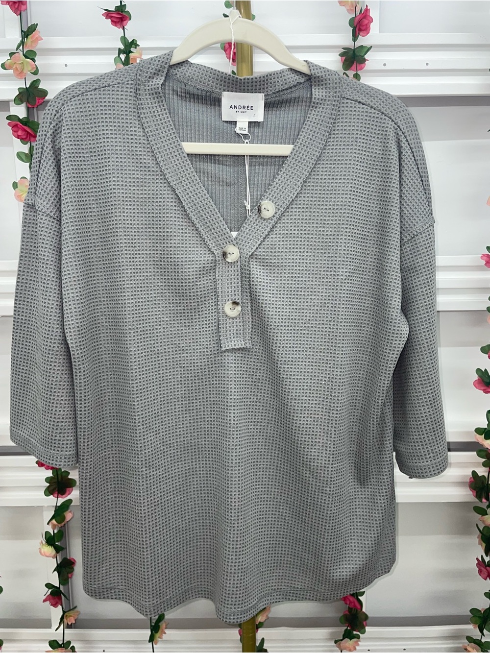 ANDREE BY UNIT Women’s Heather Gray Waffle 3/4 Sleeve Shirt